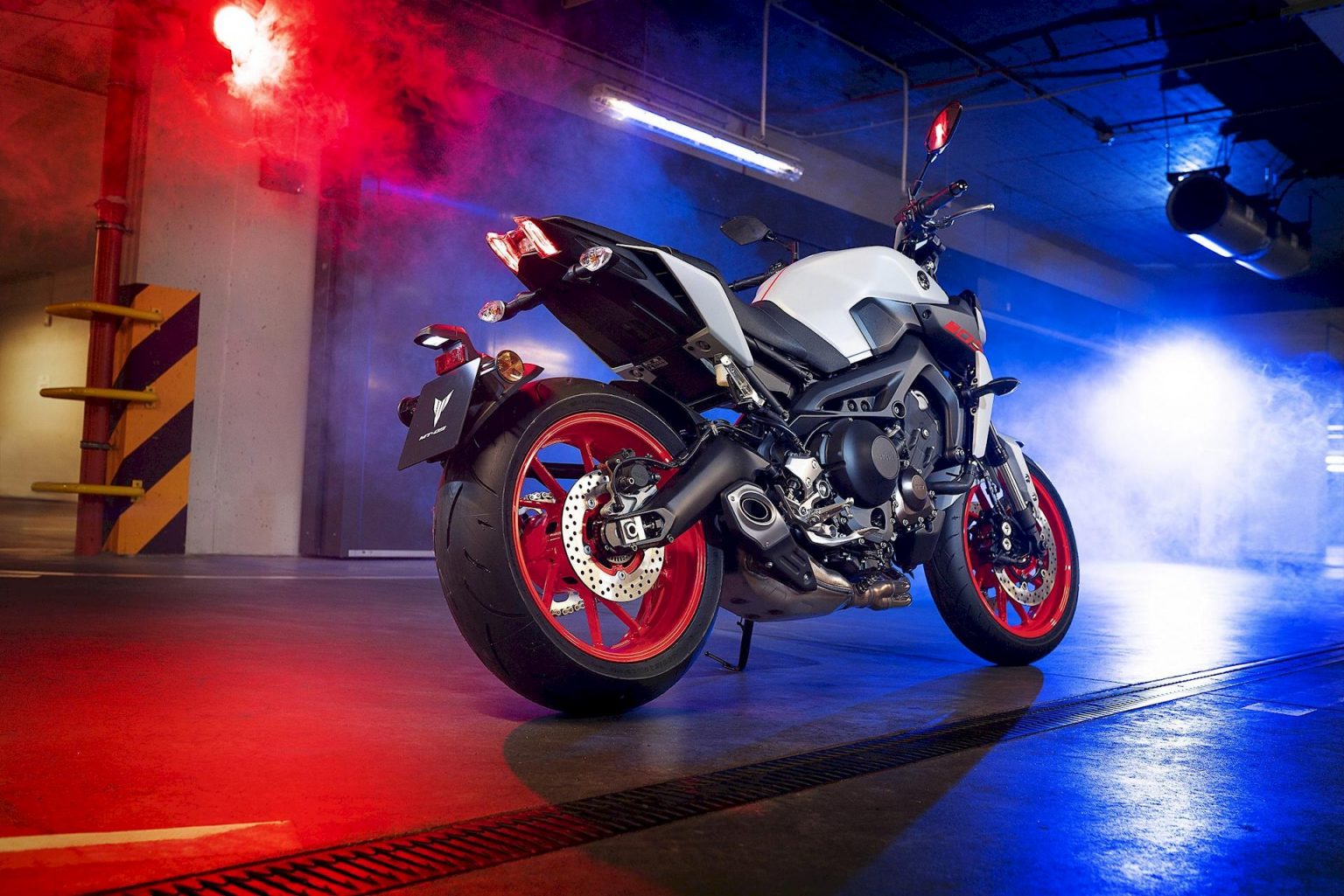 Yamaha Mt E Gamma Hyper Naked Le Novit