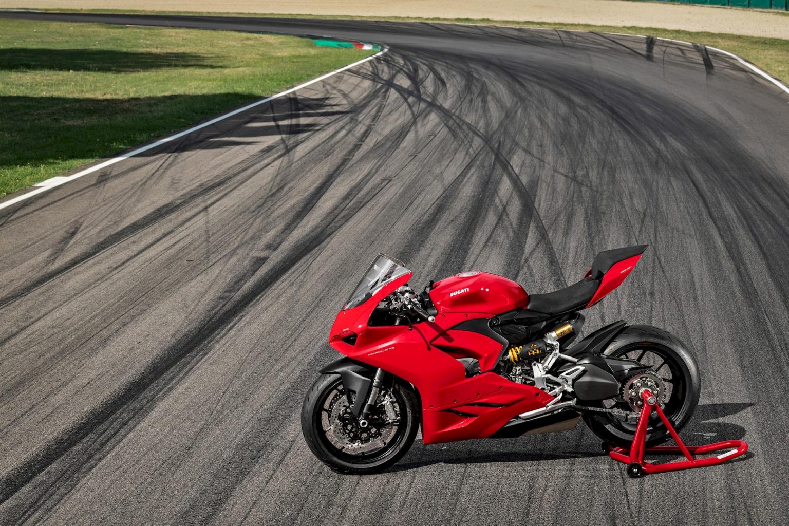 Ducati Panigale V Prezzo E Caratteristiche Tecniche Della Nuova Sportiva