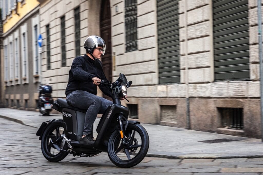 Askoll Xkp Il Nuovo Scooter Elettrico Italiano Con Km Di Autonomia