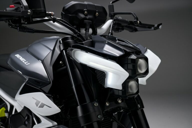 Benelli Tornado Naked Twin 500 2024 Motore E Prezzo