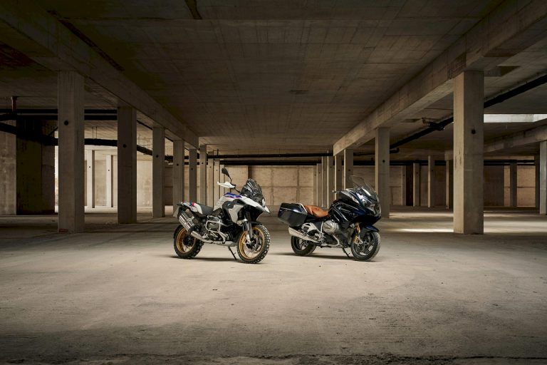 BMW R 1250 GS e R 1250 RT 2019: disponibilità, colori e prezzi