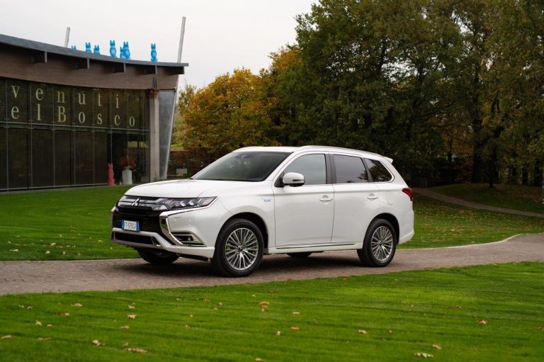 Mitsubishi Outlander PHEV