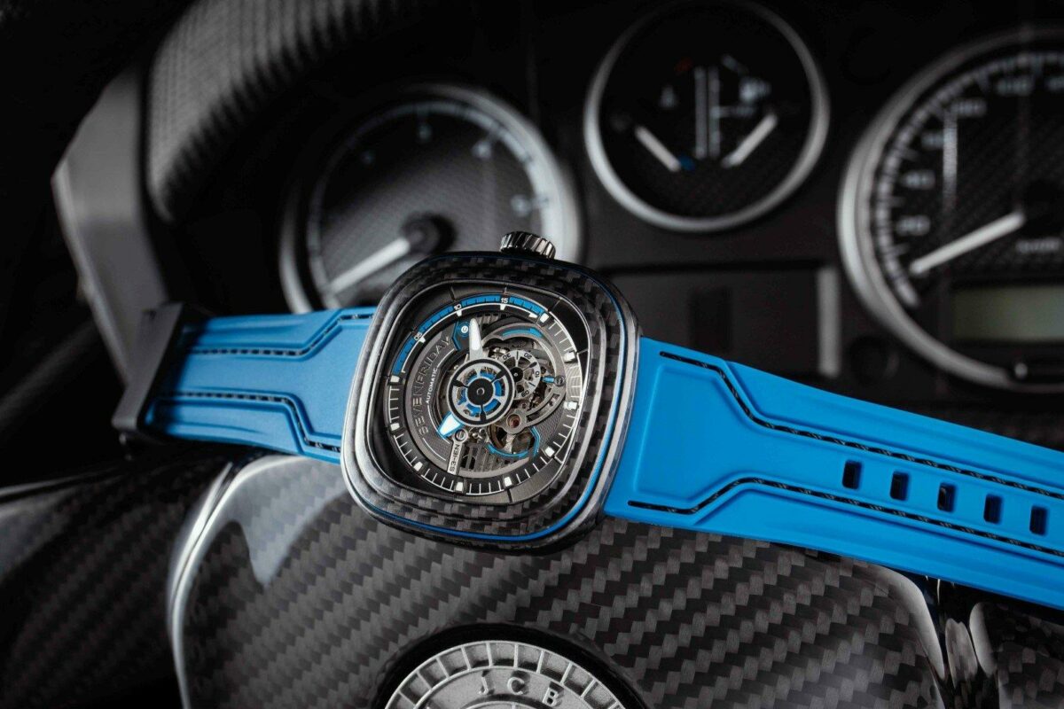 SevenFriday S3/02 Carbon Edition