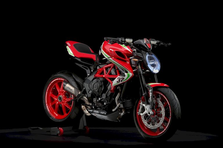 Agusta Dragster 800 RC: sportiva pura con nuovo allestimento 2019