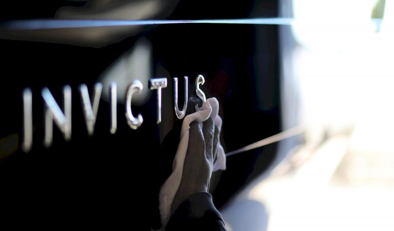 Invictus Yacht