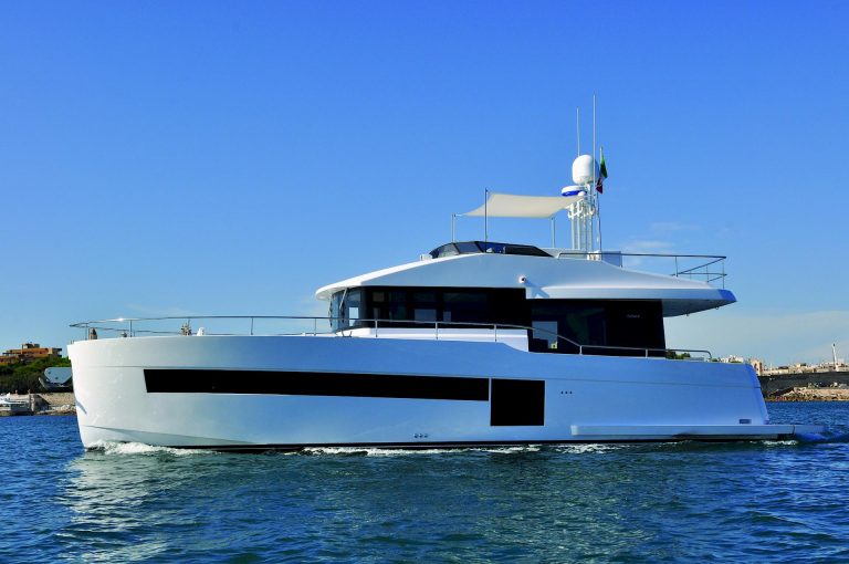 Sundeck Yachts