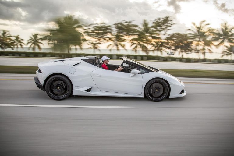 lamborghini huracan spyder