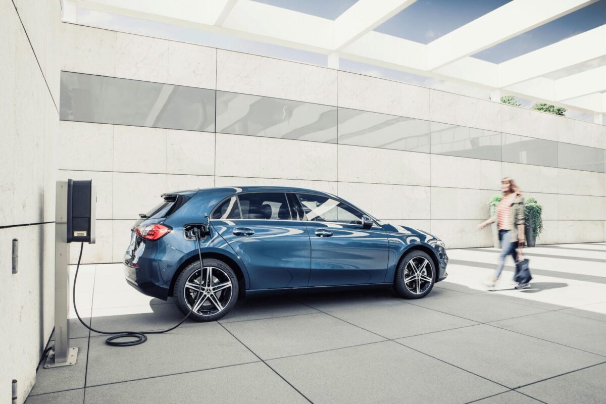 Mercedes Classe A e B ibride plug-in