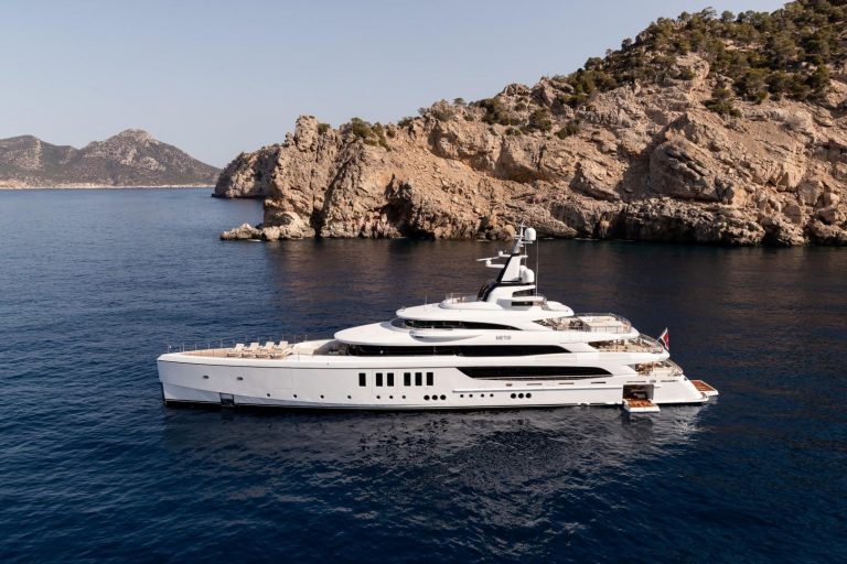 Benetti M/Y Metis