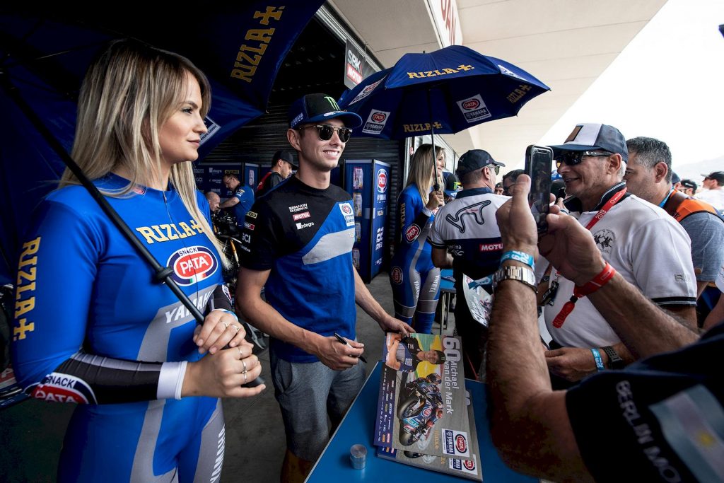 Paddock Girls SBK Argentina, Ombrelline, Modelle e Grid Girls di San Juan