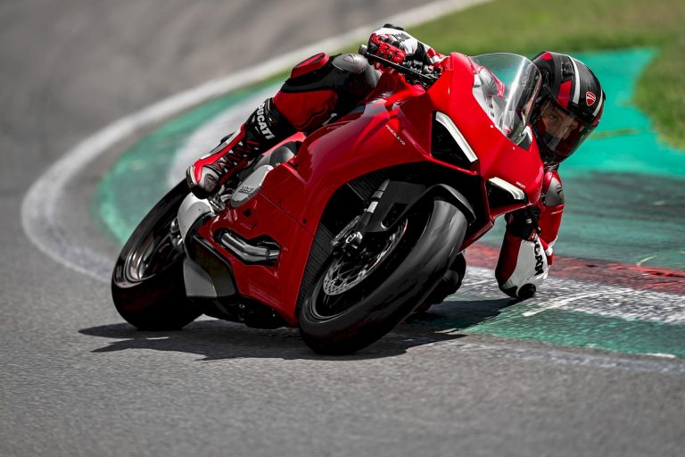 Ducati Panigale V2 2020