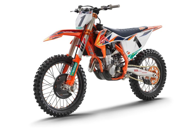 KTM 450 SX-F Factory Edition 2020: prezzo e disponibilità