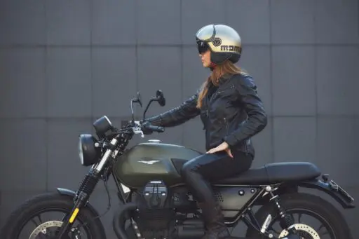 casco giusto per la moto o lo scooter Momodesign caschi limited edition