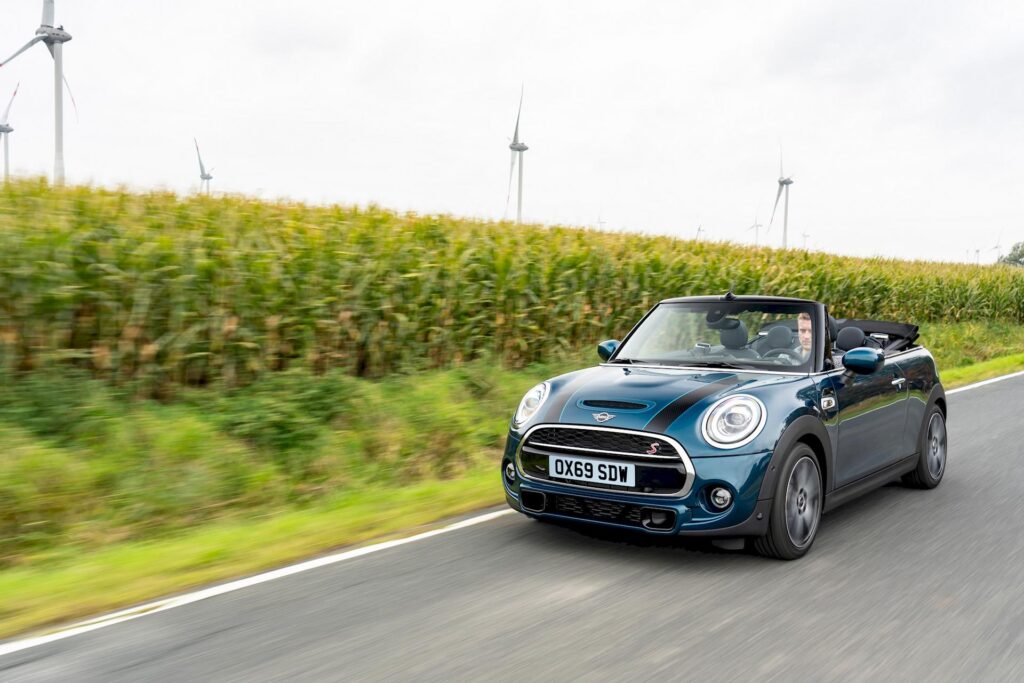 MINI Cabrio Sidewalk 2020