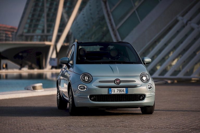 FIAT 500 Hybrid