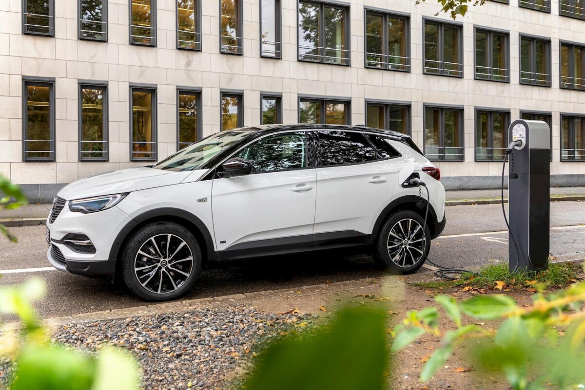 Opel Grandland X Hybrid Plug-In 2020