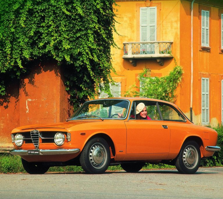 alfa romeo giulia sprint gt