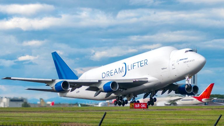 Boeing 747 Dreamlifter