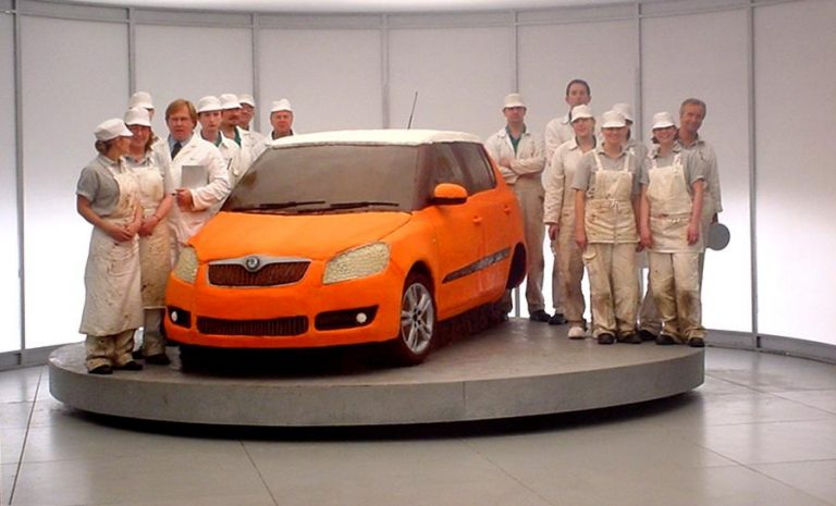 Retro Spot TV: Skoda Fabia preparata come… una torta! [Video]