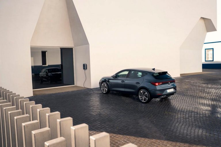 Seat Leon ibrida plug-in