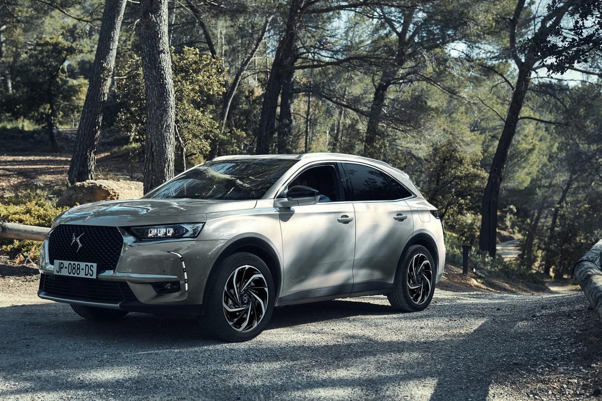 DS 7 Crossback E-TENSE 225