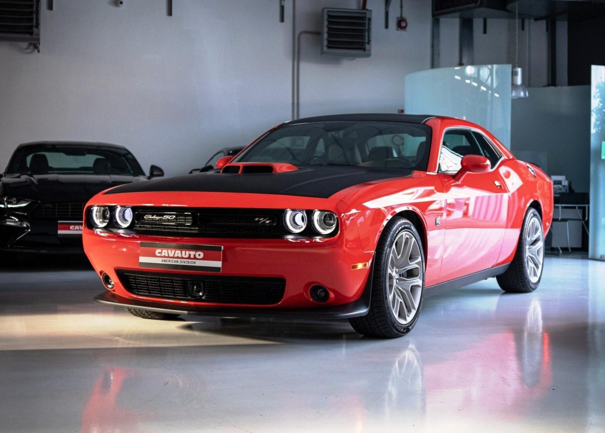 Dodge Challenger 50th Anniversary Edition