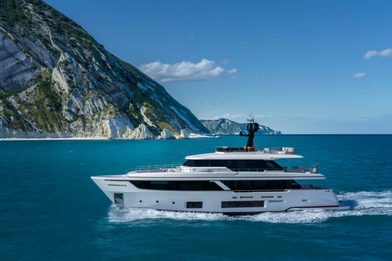 Nuovo Custom Line Navetta 30