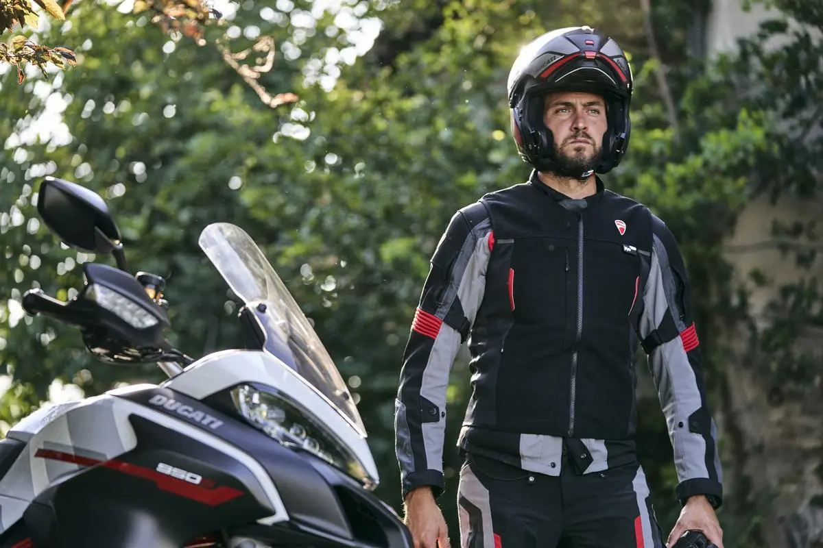 Ducati Smart Jacket