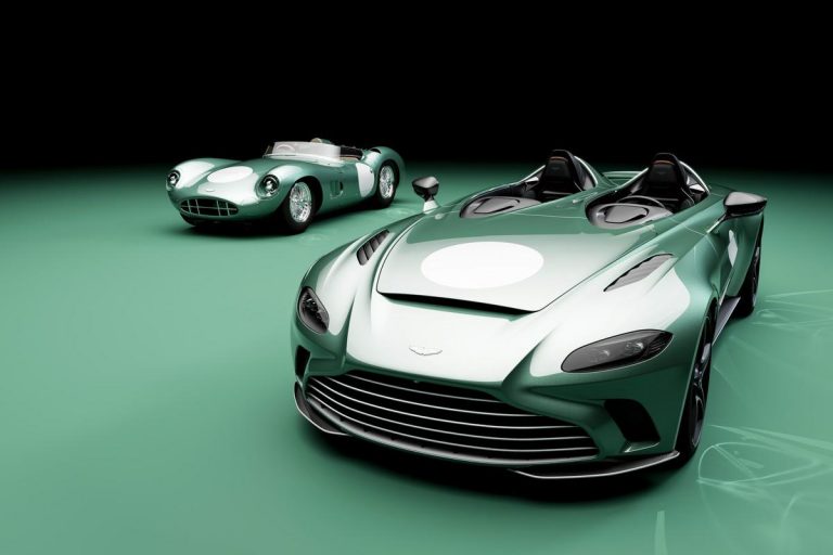 Nuova Aston Martin V12 Speedster