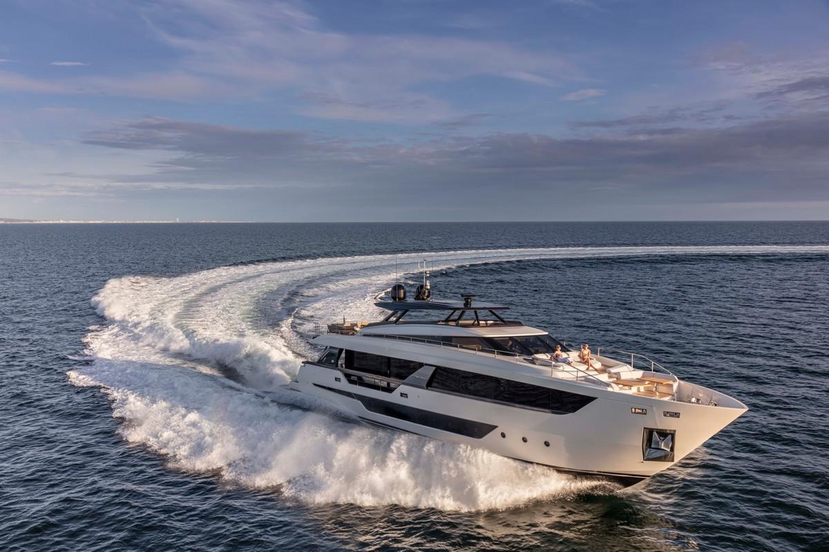 Ferretti superyacht 1000