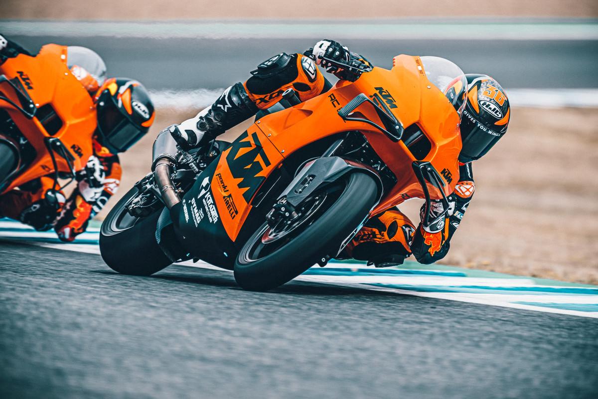 KTM RC 8C