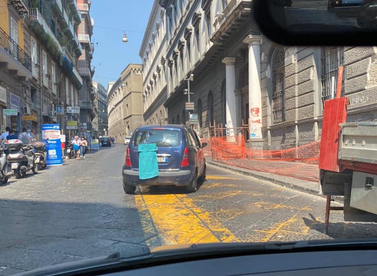 napoli copre targa