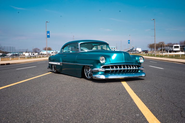 Spenderesti 350.000$ per una Chevy Bel Air del 54 pompata a 640 CV?