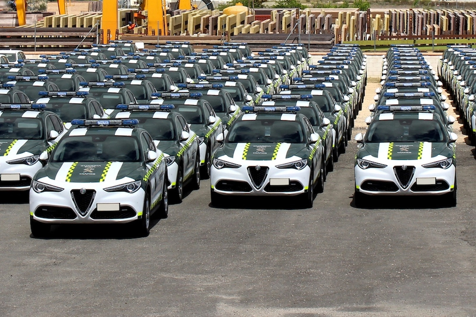 Alfa Romeo Stelvio Guardia Civil