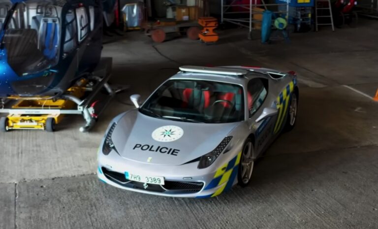 Ferrari 458 Italia Polizia Ceca