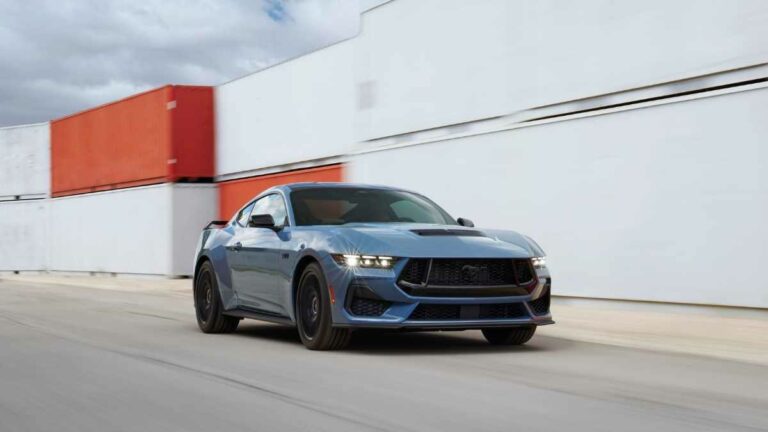 Nuova Ford Mustang 2023