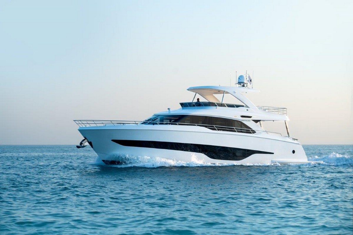 Gulf Craft Majesty 72