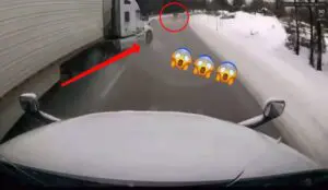 camion in curva