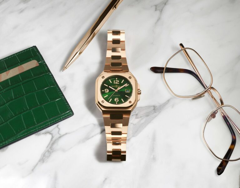 Bell & Ross BR 05 Green Gold