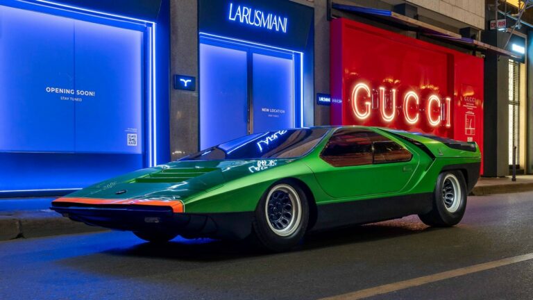 Milano Design Week 2023 Alfa Romeo Carabo