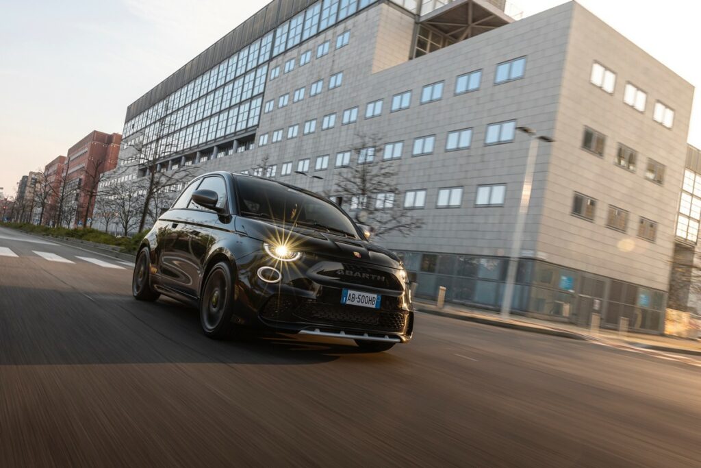 Nuova Abarth 500e Elettrica: Motore, Autonomia E Batteria