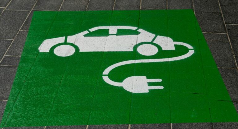 parcheggio auto elettriche