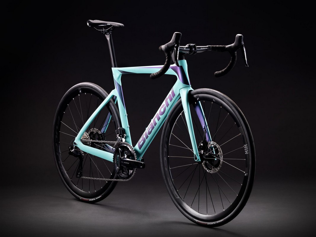 Bianchi bici racing 2023