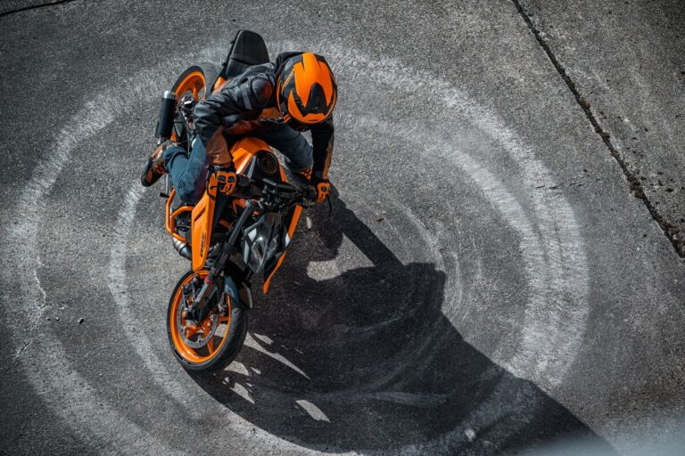 KTM 390 Duke 2024