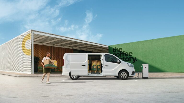 Renault Trafic Van E-Tech Electric in arrivo nel 2024 e 100% elettrico