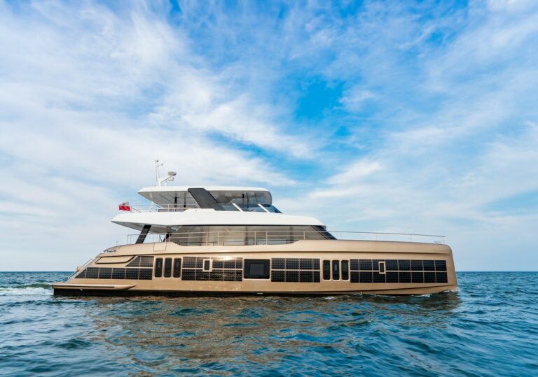 80 Sunreef Power Eco Sól