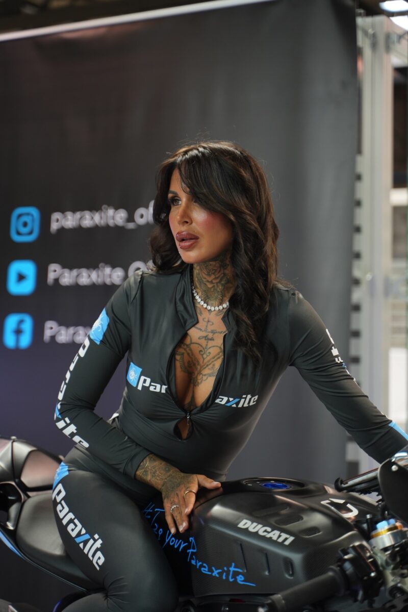 Ragazze Salone Eicma 2023