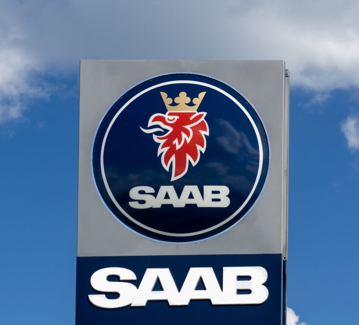 saab logo concoessionario