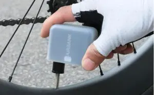 airbank pompa batteria bici