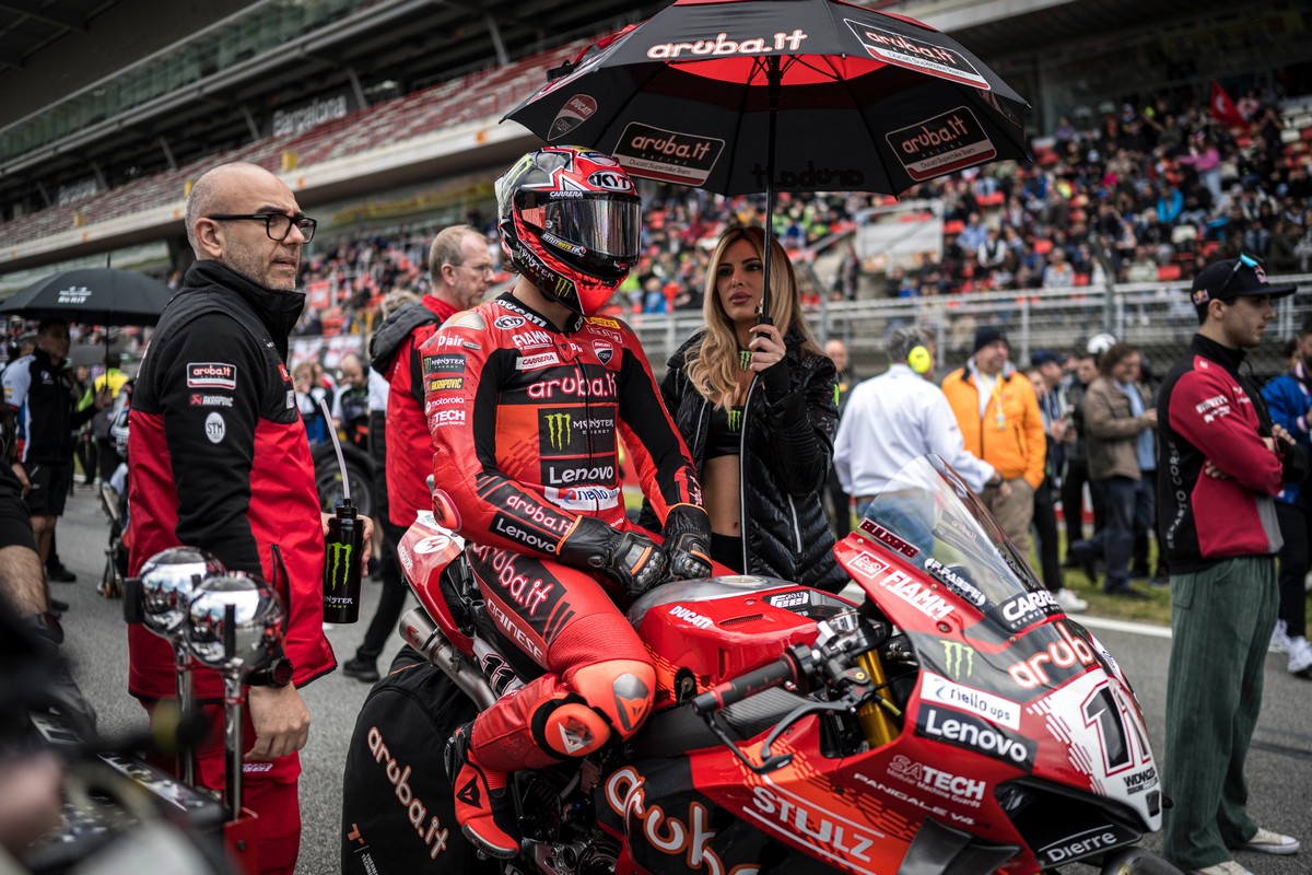 Paddock Girls SBK Barcellona 2024